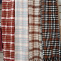 BUFANDA DE CUADROS A012