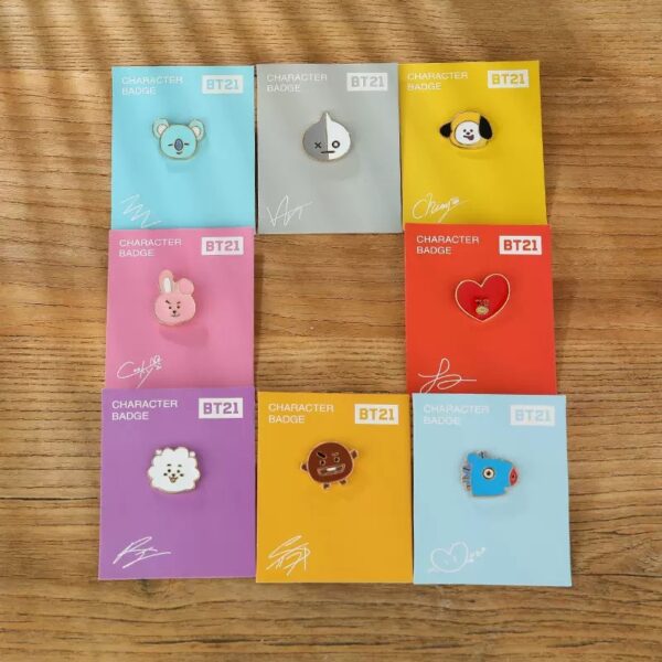 PINES METAL BT21